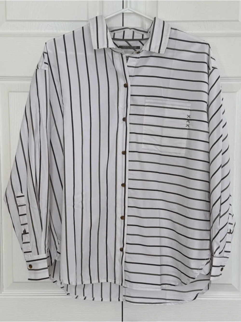 Scotch & Soda White Shirt with Black Stripes - Picture 3 of 5